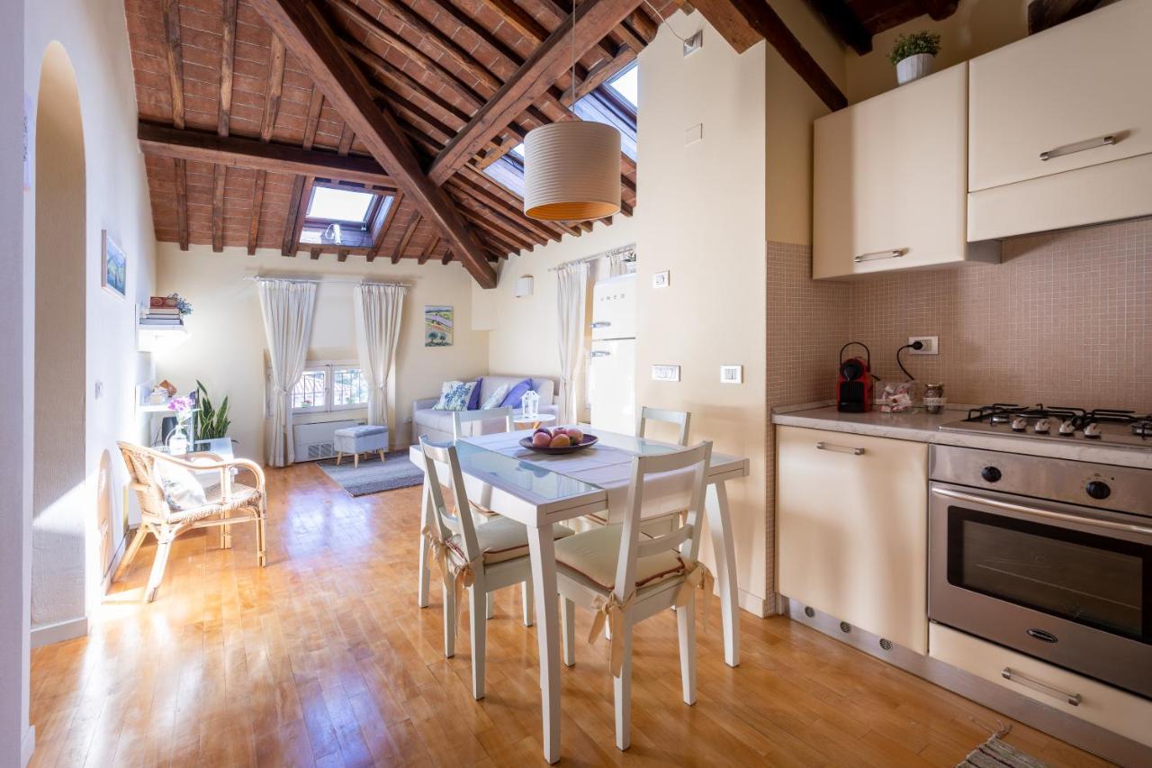 50Mt Dalle Mura+Parcheggio*Appartamento Tipico* Lucca Esterno foto